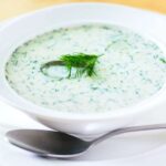 Bulgaarse Tarator - Koude komkommersoep recept